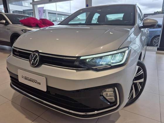 VOLKSWAGEN VIRTUS 1.0 200 TSI HIGHLINE AUTOMÁTICO